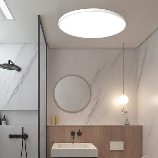 Moderne LED-Deckenlampe für stilvolle Wohnräume 2