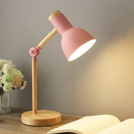 Moderne LED-Schreibtischlampe im skandinavischen Stil 4