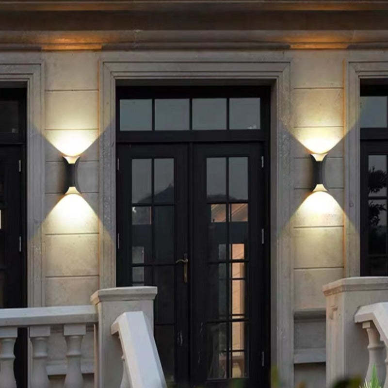 Moderne LED-Wandleuchte für den Außenbereich 10