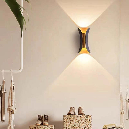 Moderne LED-Wandleuchte für den Außenbereich 12