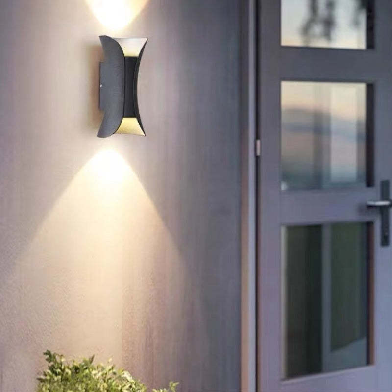 Moderne LED-Wandleuchte für den Außenbereich 3