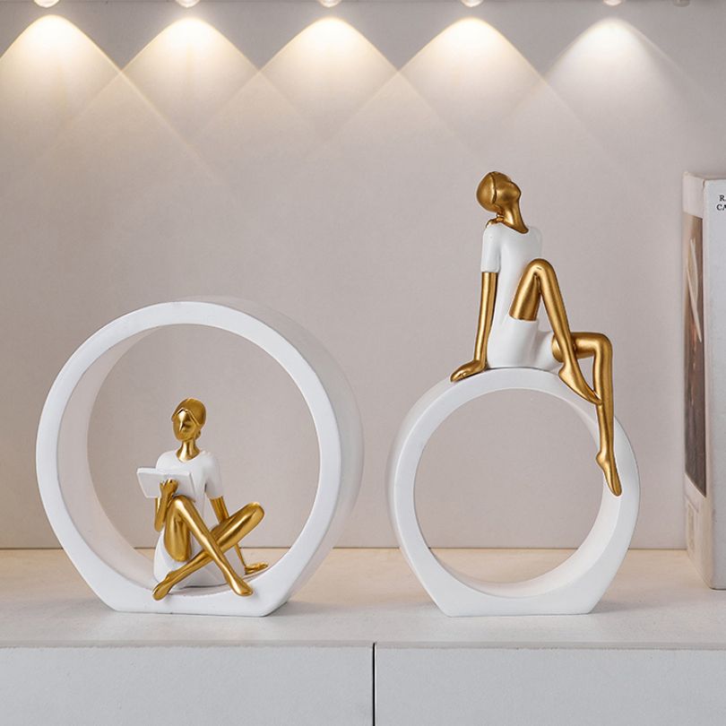 Moderne Mädchenfigur für kreative Arbeitsplatzgestaltung 1