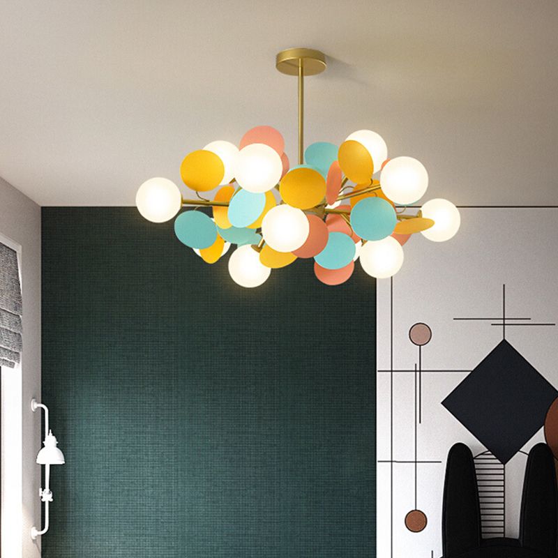 Moderne Pendelleuchte für stilvolle Innenräume 2
