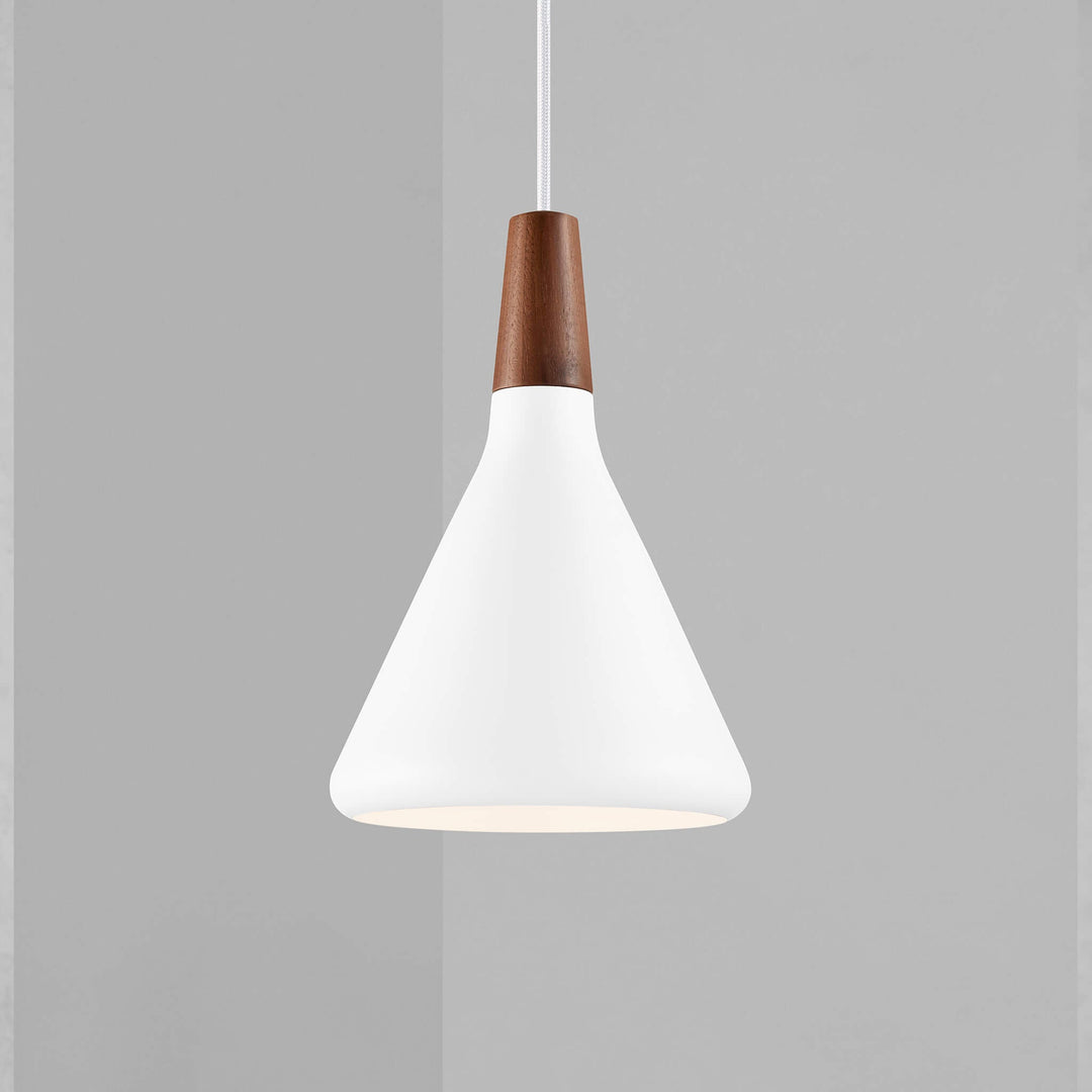 Moderne Pendelleuchte im konischen Design 0