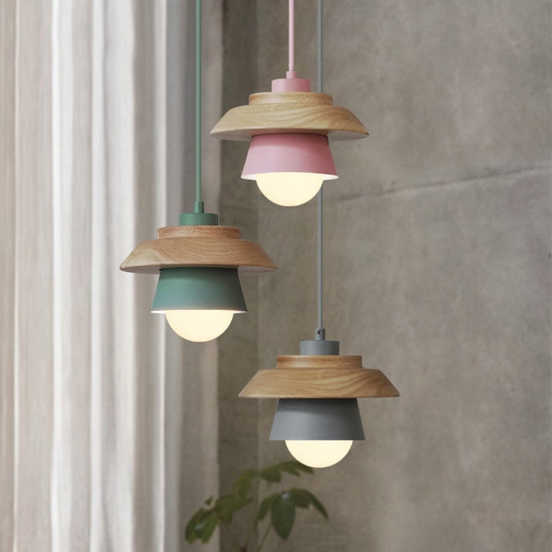 Moderne Pendelleuchte im nordischen Stil 1