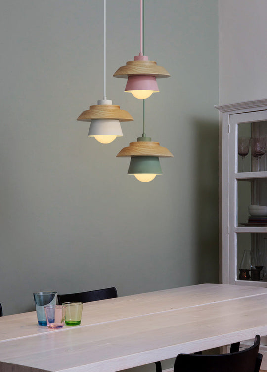Moderne Pendelleuchte im nordischen Stil 2
