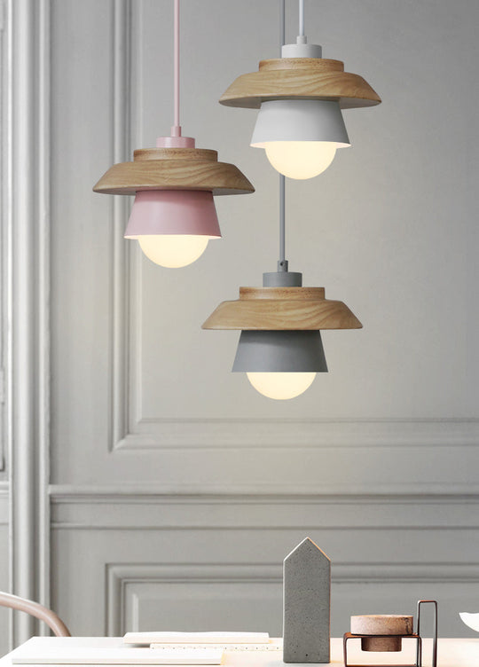 Moderne Pendelleuchte im nordischen Stil 6