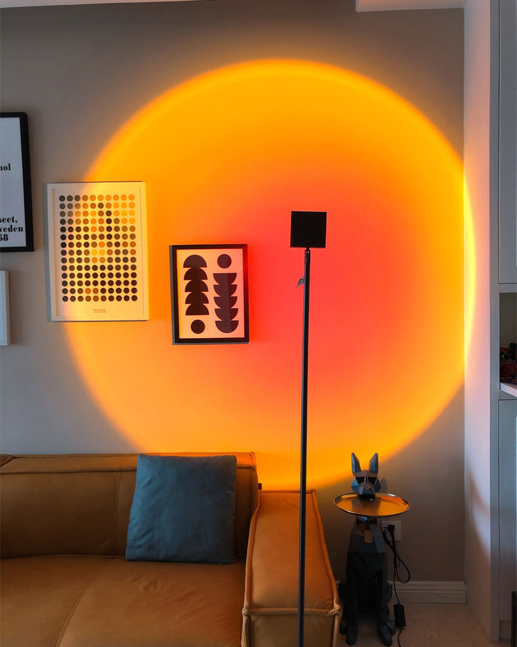 Moderne Stehlampe mit Farbprojektor 8