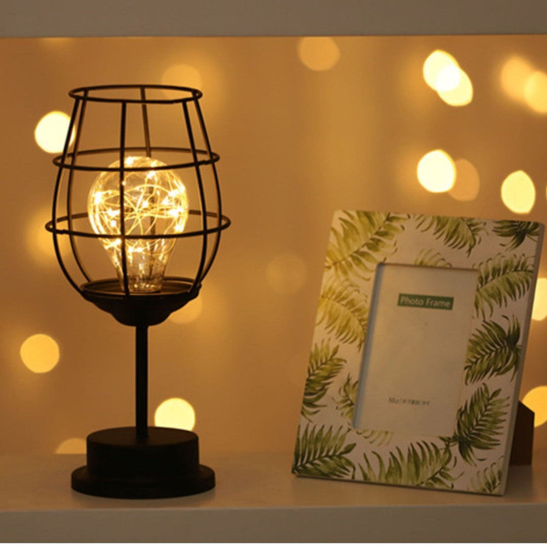 Moderne Tischlampe für Wohnzimmer und Schlafzimmer 0