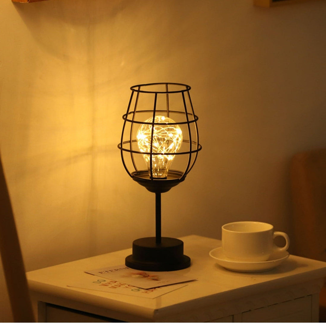 Moderne Tischlampe für Wohnzimmer und Schlafzimmer 2