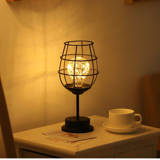 Moderne Tischlampe für Wohnzimmer und Schlafzimmer 2
