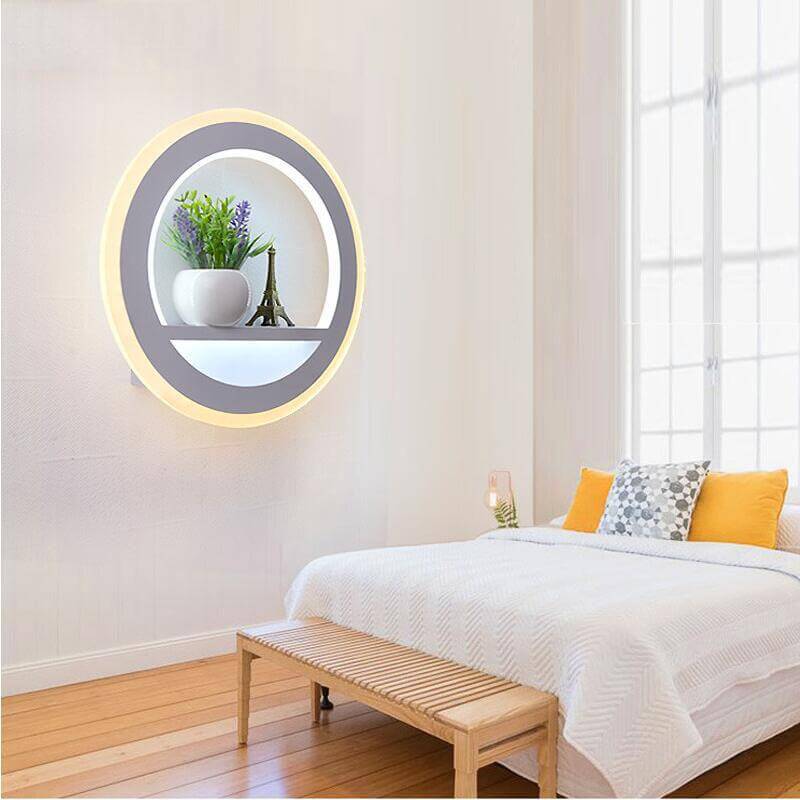 Moderne Wandlampe mit LED-Beleuchtung 2