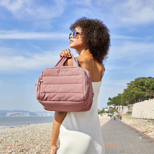 Multifunktionale Kulturtasche für Damen 1