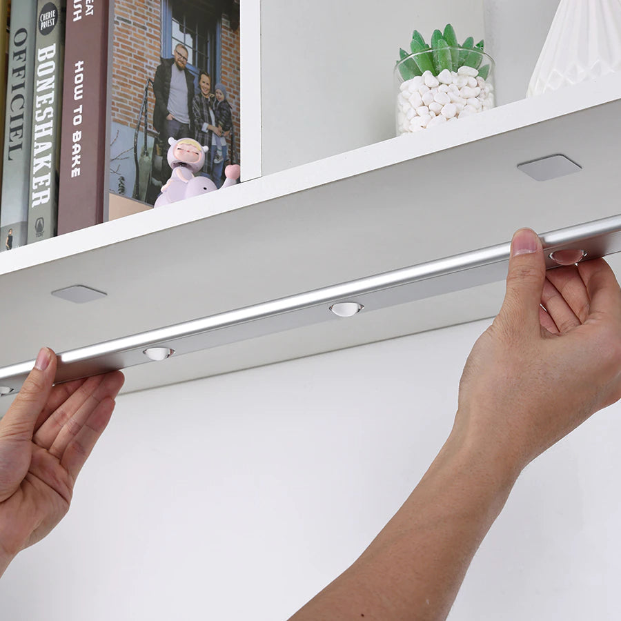 Nachtlicht Mit Bewegungssensor Für Schränke - Modernes Design Automatische Aktivierung 1