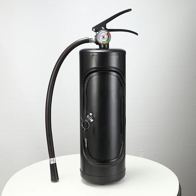 Origineller Flaschenhalter im Feuerlöscher-Stil 9