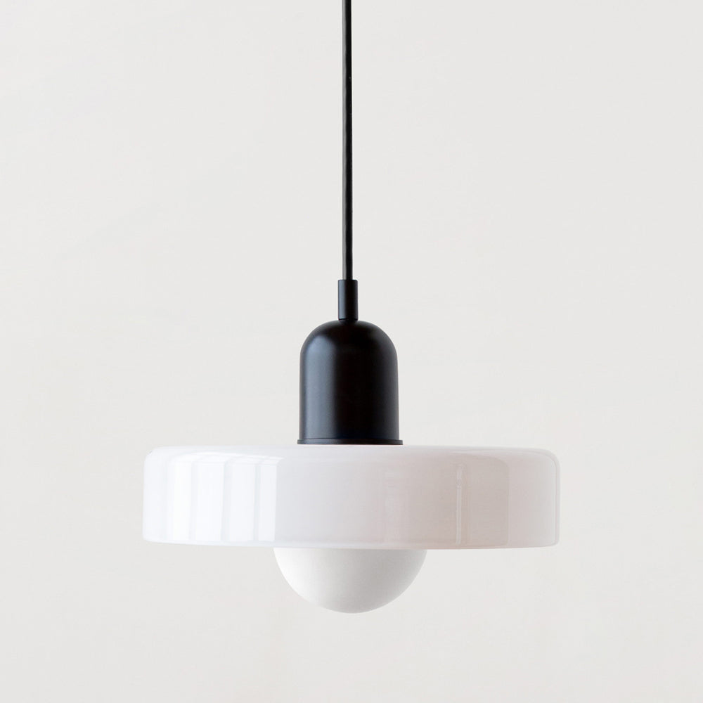 Pendelleuchte im Bauhaus-Stil für Esszimmer und Wohnräume 16