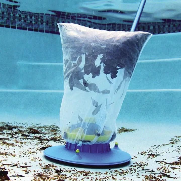 Poolreiniger AquaVac mit starker Saugkraft 0