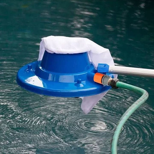 Poolreiniger AquaVac mit starker Saugkraft 1