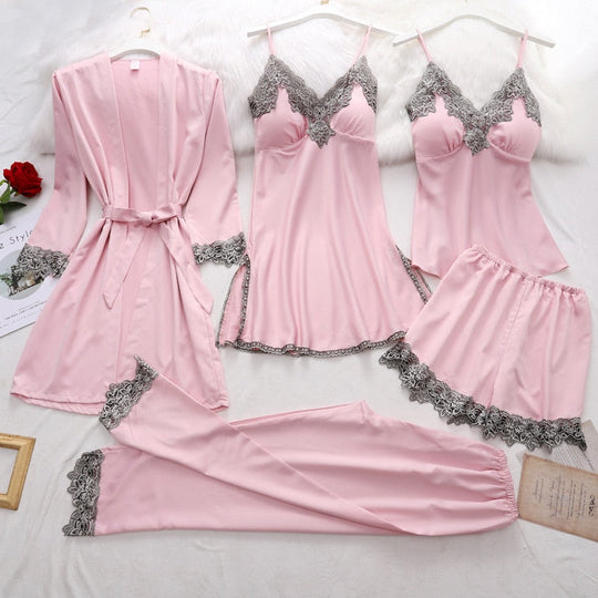 Pyjama-Set aus weicher Seide 2