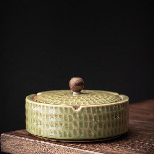 Retro Aschenbecher Mit Deckel Für Draußen Und Drinnen, Vintage Design Für Raucherbereiche 2