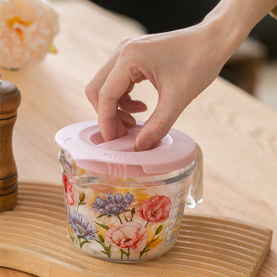 Retro Messbecher mit Blumenmuster und Deckel 3