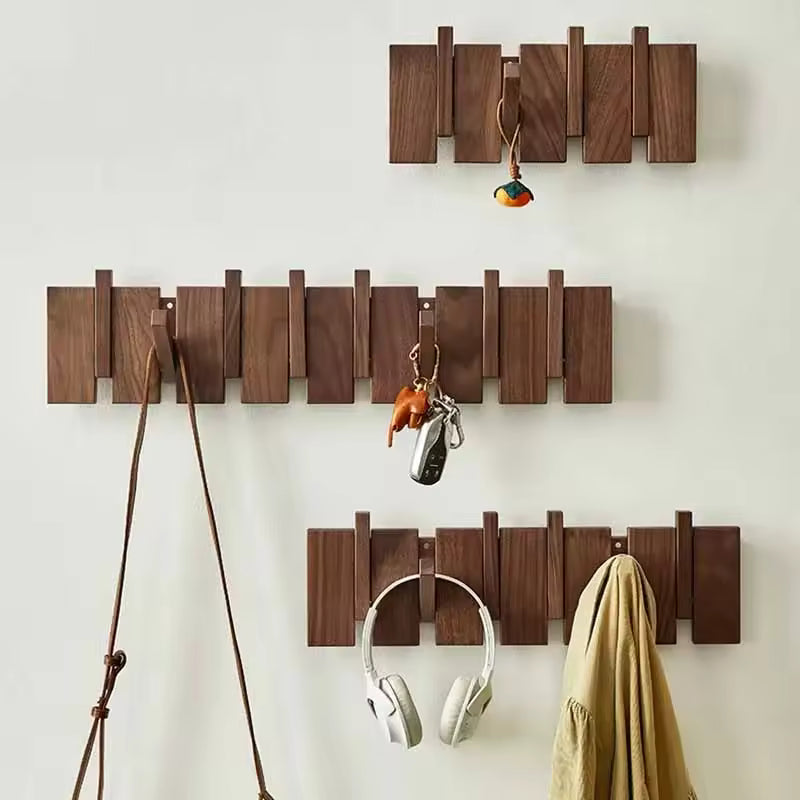 Wandgarderobe mit Magnetischen Klapphaken im Minimalistischen Design