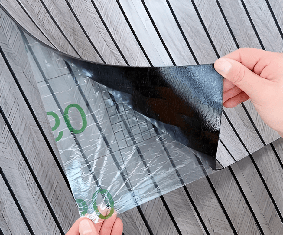 Selbstklebende Holzpaneele für stilvolle Wandgestaltung 7