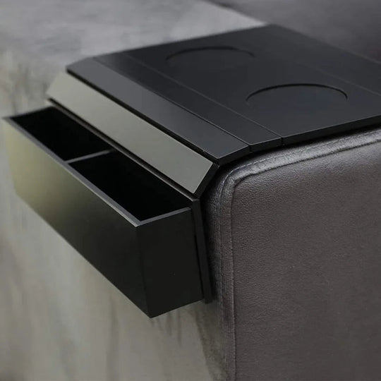 Sofa-Armlehnen-Organizer für ein aufgeräumtes Wohnzimmer 1