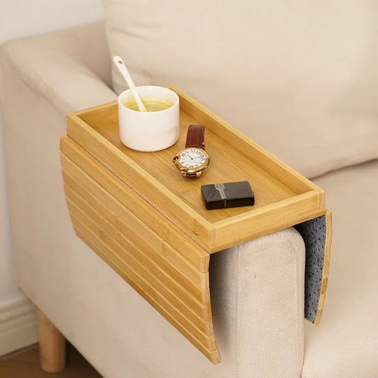 Sofa-Armlehnen-Organizer für ein aufgeräumtes Wohnzimmer 6
