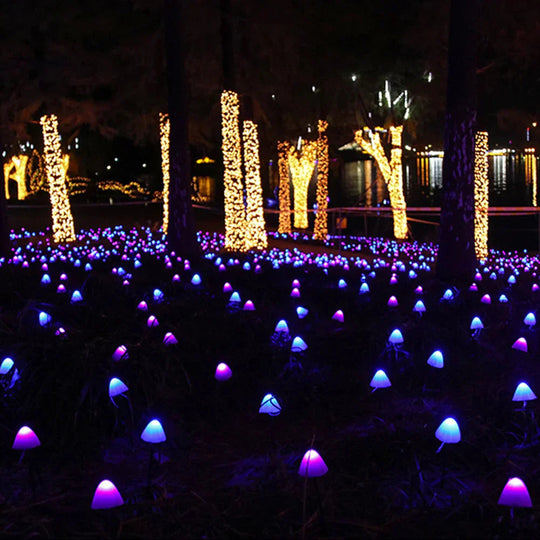 Solarbetriebene Gartenlampe im Pilzdesign für Außenbereich 2