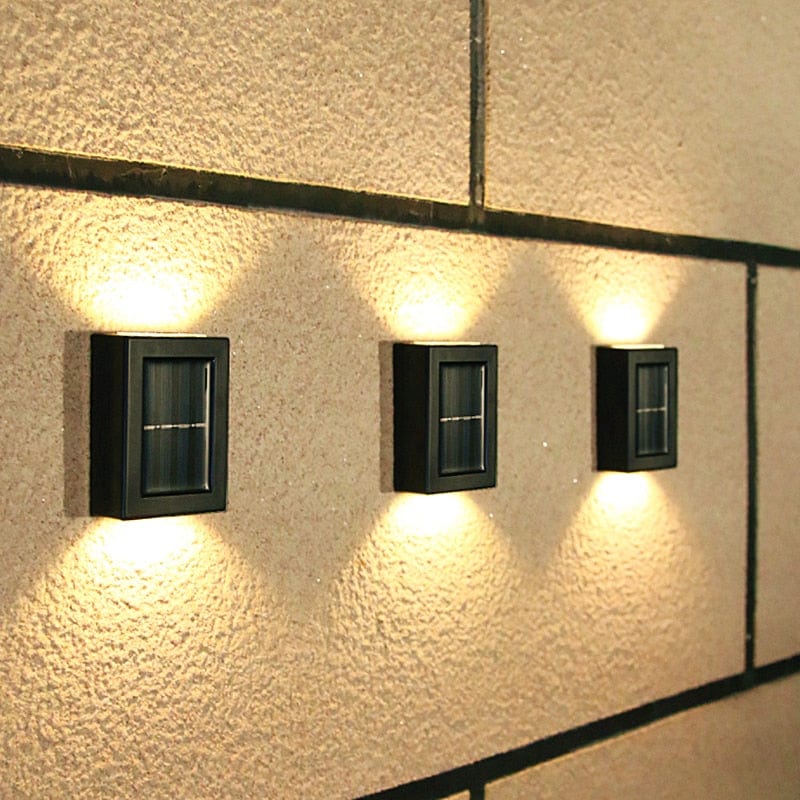 Solarbetriebene Wandleuchte für die Terrasse 0