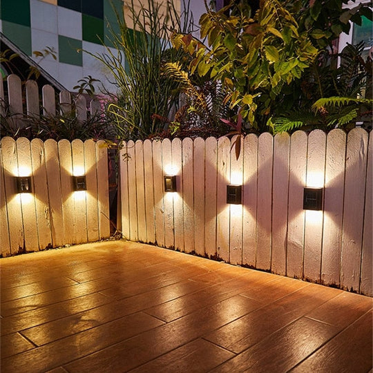Solarbetriebene Wandleuchte für die Terrasse 1