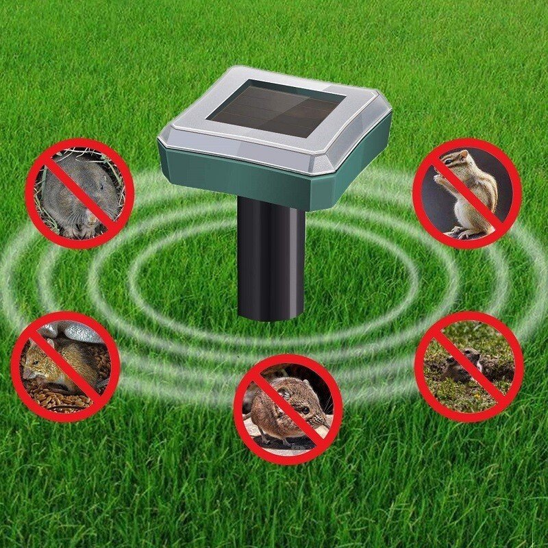 Solarbetriebener Schädlingsvertreiber für den Garten mit Wasserdichtem Design 1