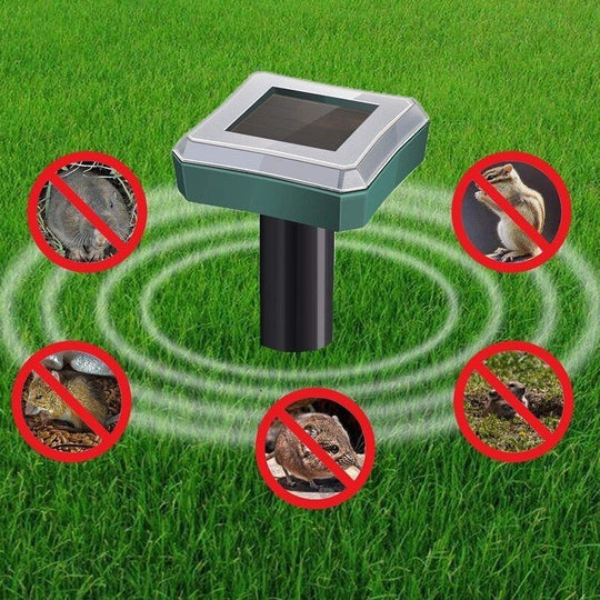 Solarbetriebener Schädlingsvertreiber für den Garten mit Wasserdichtem Design 1