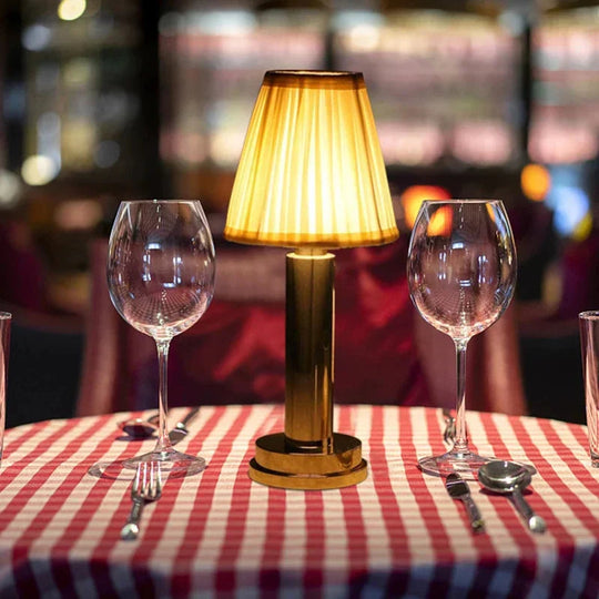 Tischlampe für Zuhause mit dimmbarem Design 5