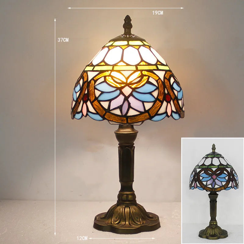 Tischlampe im Tiffany-Stil mit Farbspiel 11