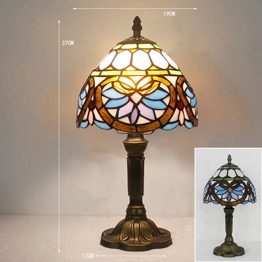 Tischlampe im Tiffany-Stil mit Farbspiel 11