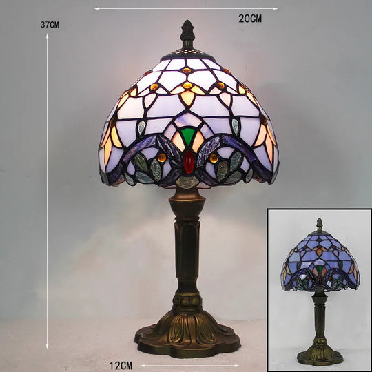 Tischlampe im Tiffany-Stil mit Farbspiel 8