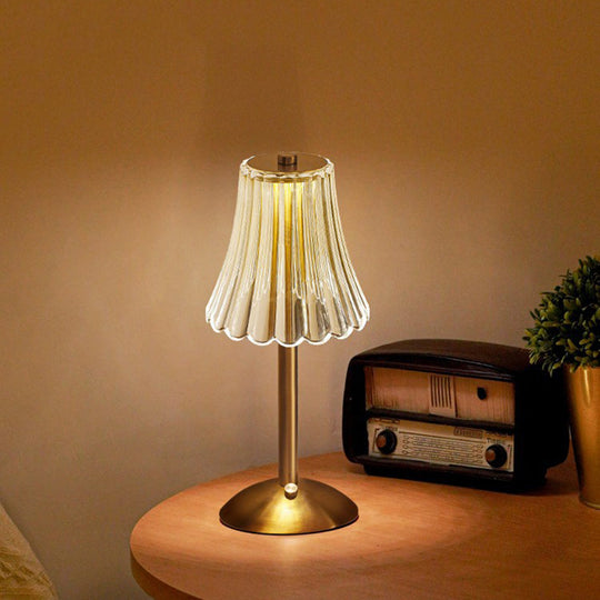 Tischlampe mit Touch-Steuerung und dimmbarer LED-Beleuchtung 2