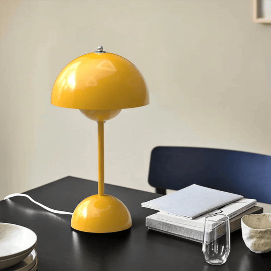 Tragbare LED-Tischlampe im skandinavischen Design 5