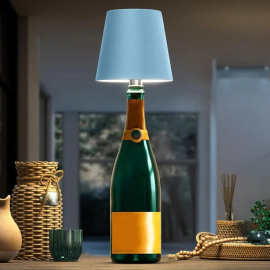 Tragbare LED Flaschenlampe mit Touch-Steuerung 1