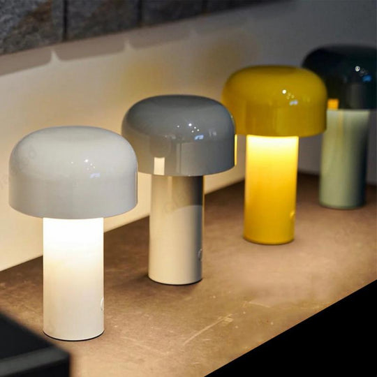 Tragbare Nachttischlampe mit Touch-Funktion 4