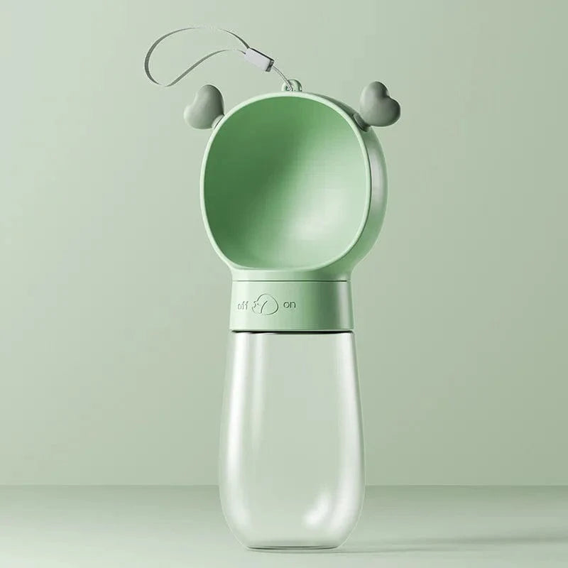 Tragbare Wasserflasche für Hunde und Katzen 6