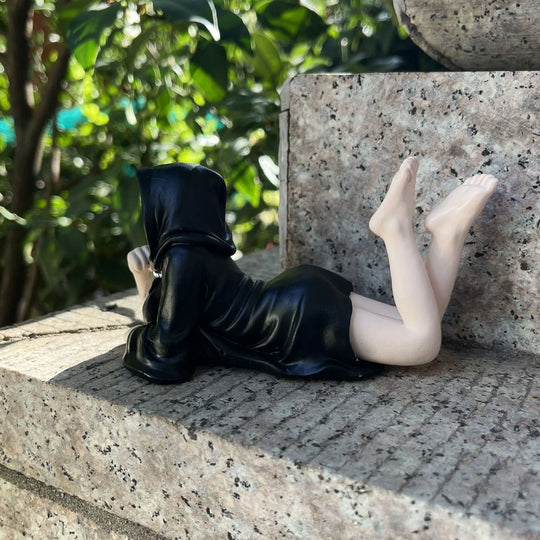Unheimliche Dekofigur für Halloween und Garten 7