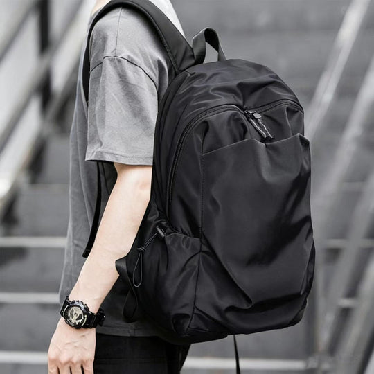 Unisex Rucksack Urban mit vielseitigen Fächern und modernem Design 1