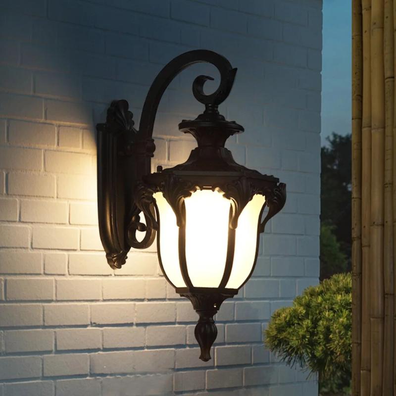 Vintage Außenlampe für Terrassen und Balkone 0