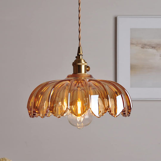 Vintage Pendelleuchte mit Blumenmuster für stilvolle Innenräume 0