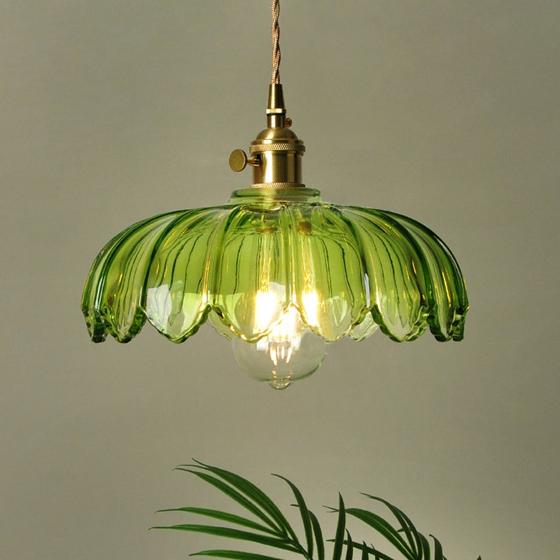 Vintage Pendelleuchte mit Blumenmuster für stilvolle Innenräume 10