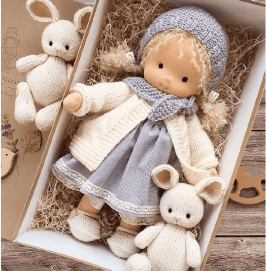 Waldorfpuppe für Kinder – Handgefertigt und Nachhaltig 2