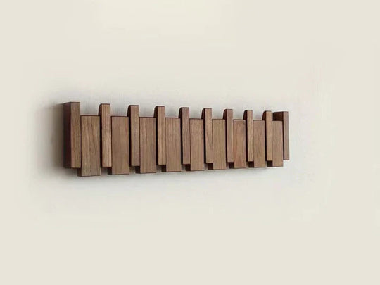 Wandgarderobe im Klavierdesign für stilvolle Aufbewahrung 2